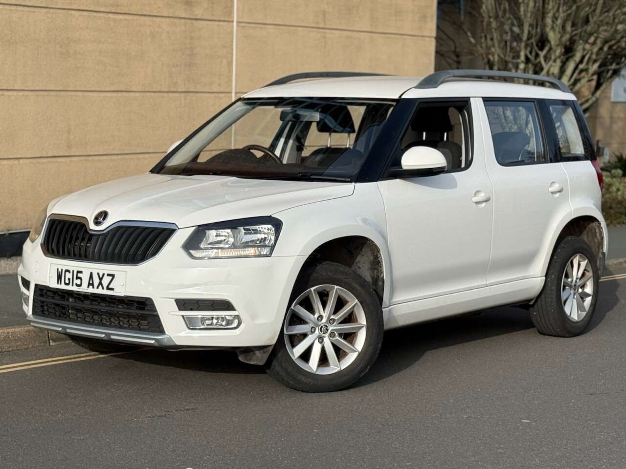 A 2015 SKODA YETI 2.0 TDI S SUV 5dr Diesel Manual Euro 5 (110 ps) A 2015 SKODA YETI 2.0 TDI S SUV 5dr Diesel Manual Euro 5 (110 ps)