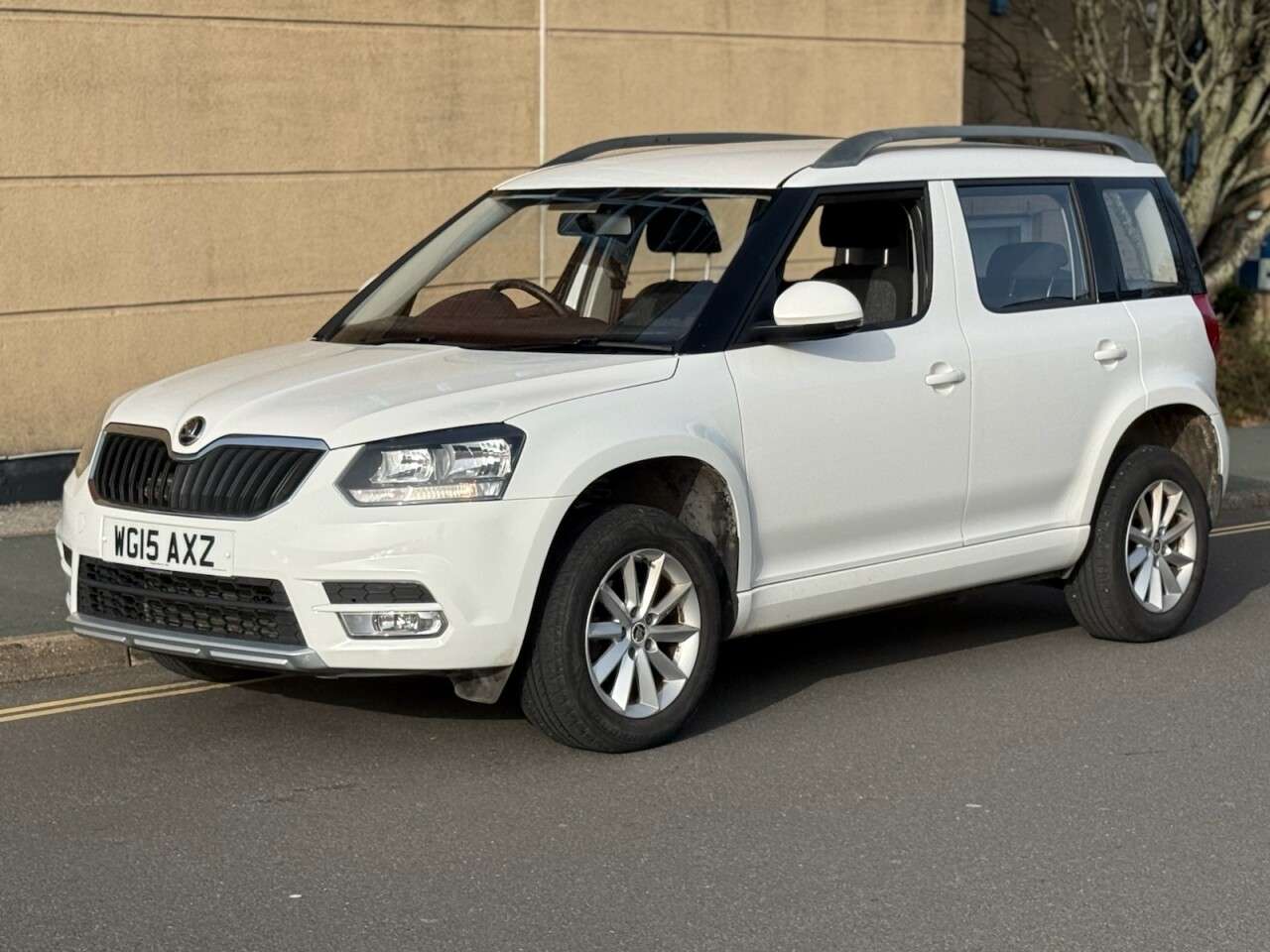 A 2015 SKODA YETI 2.0 TDI S SUV 5dr Diesel Manual Euro 5 (110 ps) A 2015 SKODA YETI 2.0 TDI S SUV 5dr Diesel Manual Euro 5 (110 ps)