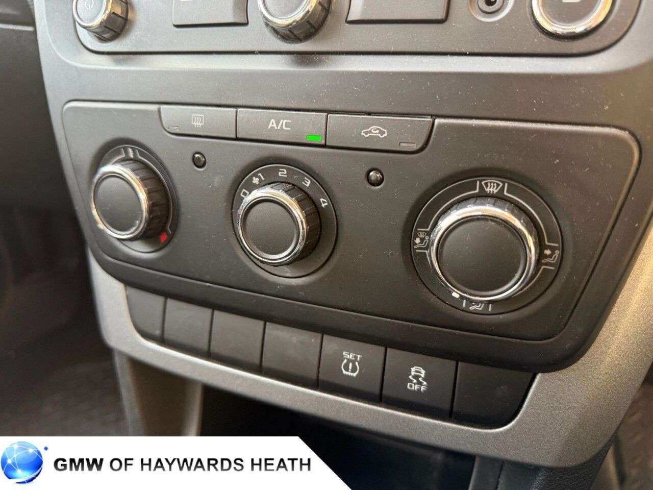 2015 SKODA YETI 2015 SKODA YETI