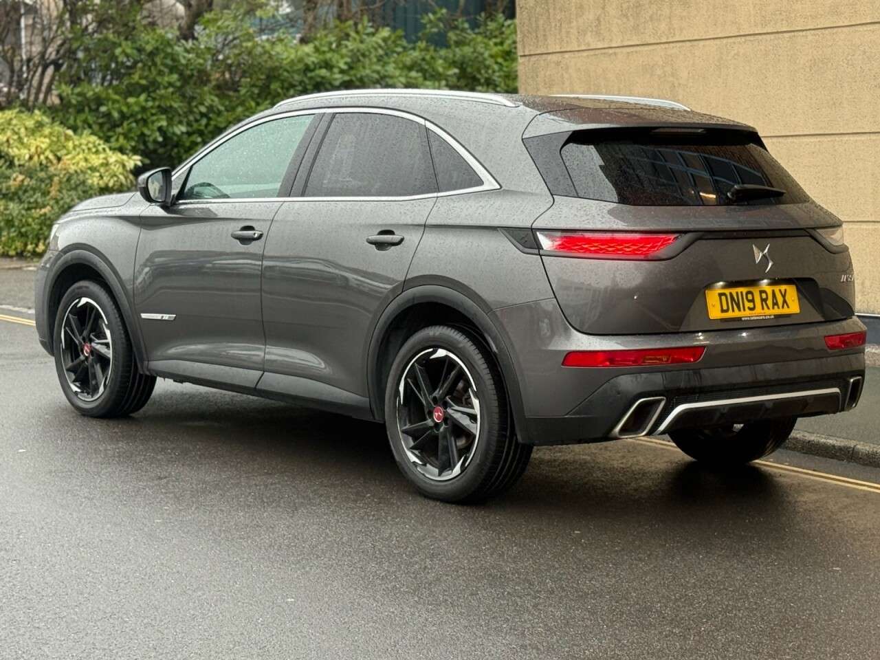 A 2019 DS AUTOMOBILES DS 7 CROSSBACK 1.6 PureTech Performance Line Crossback 5dr Petrol EAT8 Euro 6 (s/s) (180 p A 2019 DS AUTOMOBILES DS 7 CROSSBACK 1.6 PureTech Performance Line Crossback 5dr Petrol EAT8 Euro 6 (s/s) (180 p