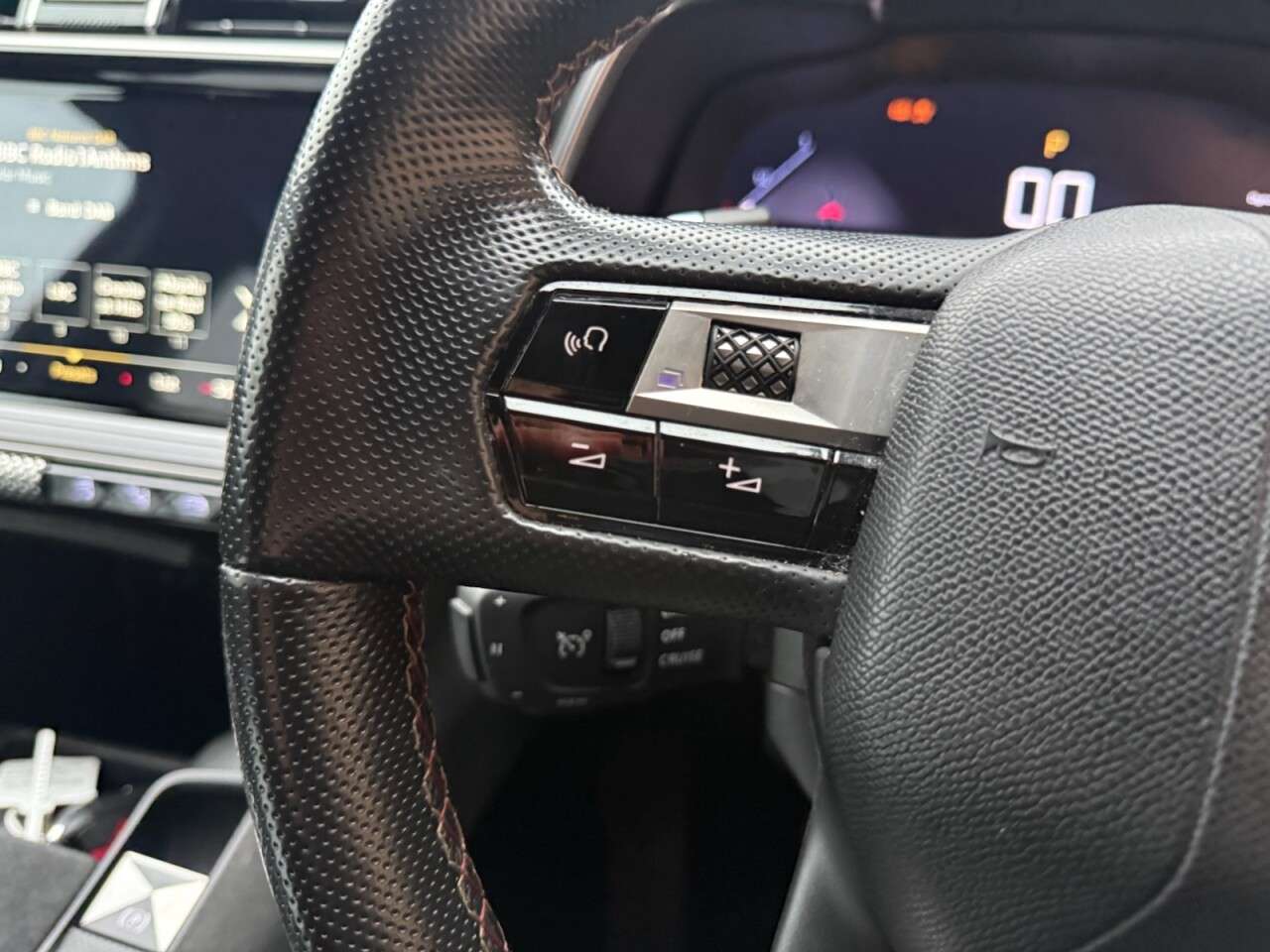 2019 DS AUTOMOBILES DS 7 CROSSBACK 2019 DS AUTOMOBILES DS 7 CROSSBACK