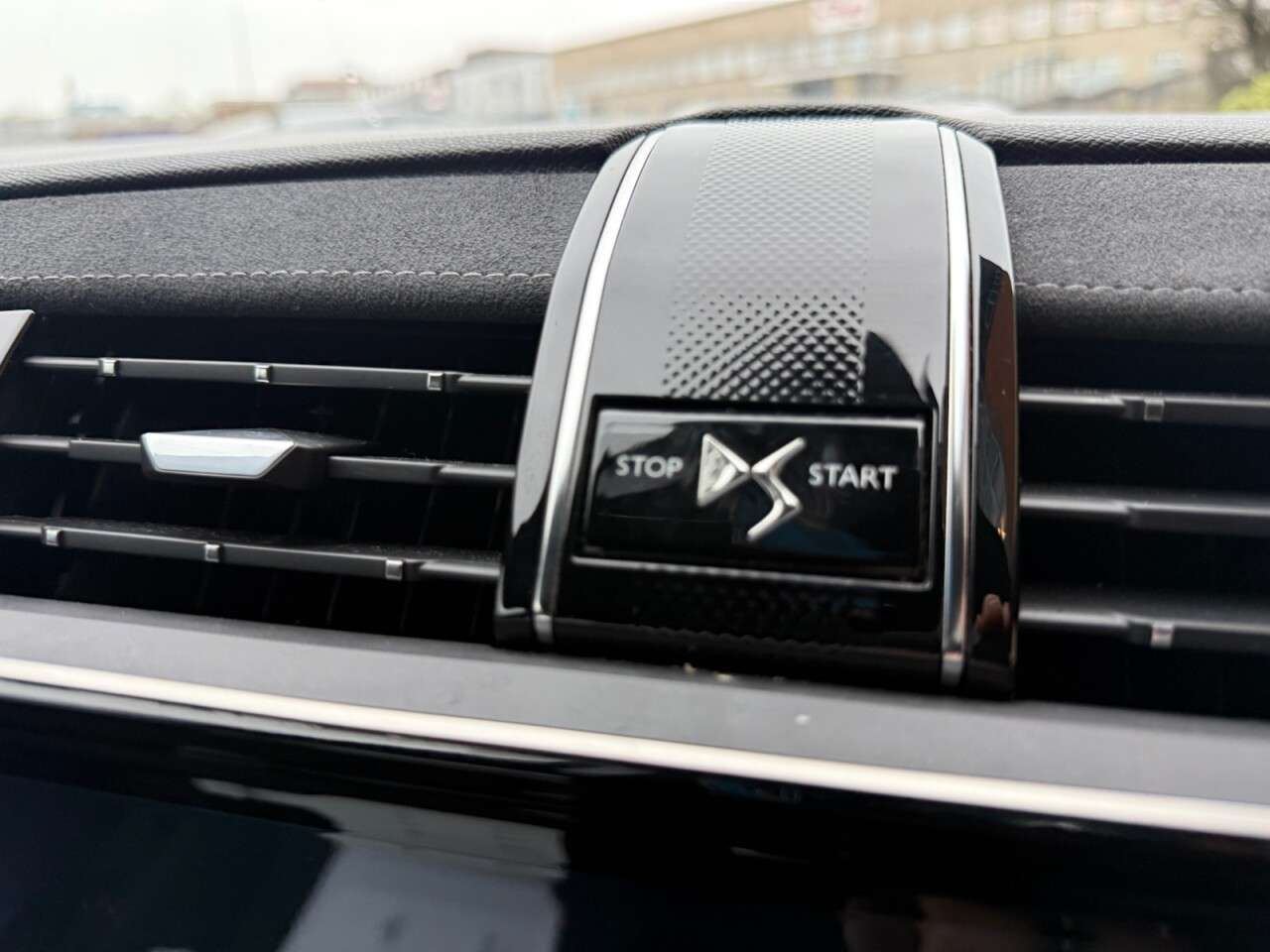 2019 DS AUTOMOBILES DS 7 CROSSBACK 2019 DS AUTOMOBILES DS 7 CROSSBACK