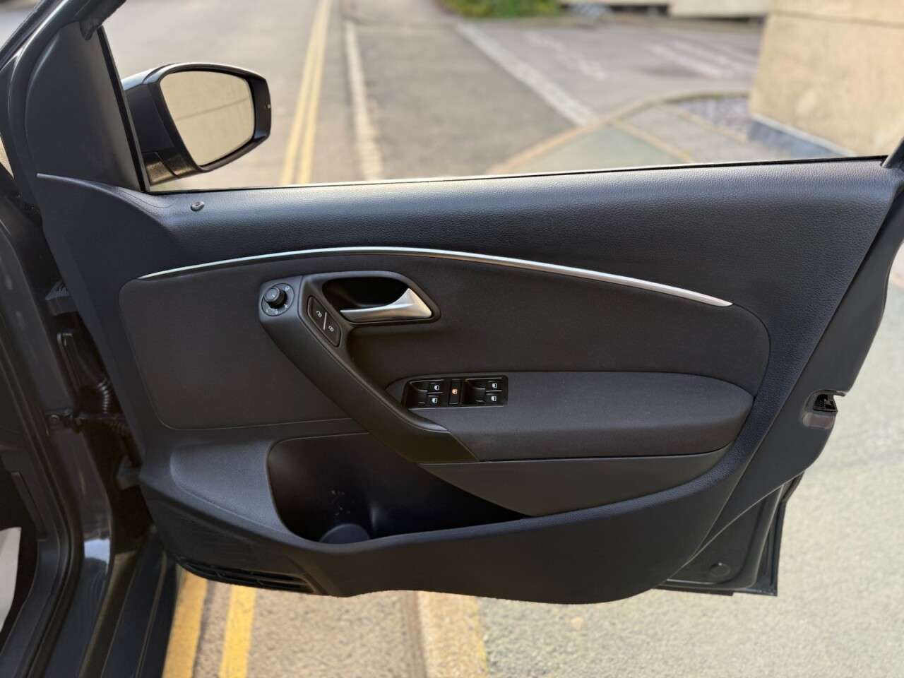 2015 VOLKSWAGEN POLO 2015 VOLKSWAGEN POLO