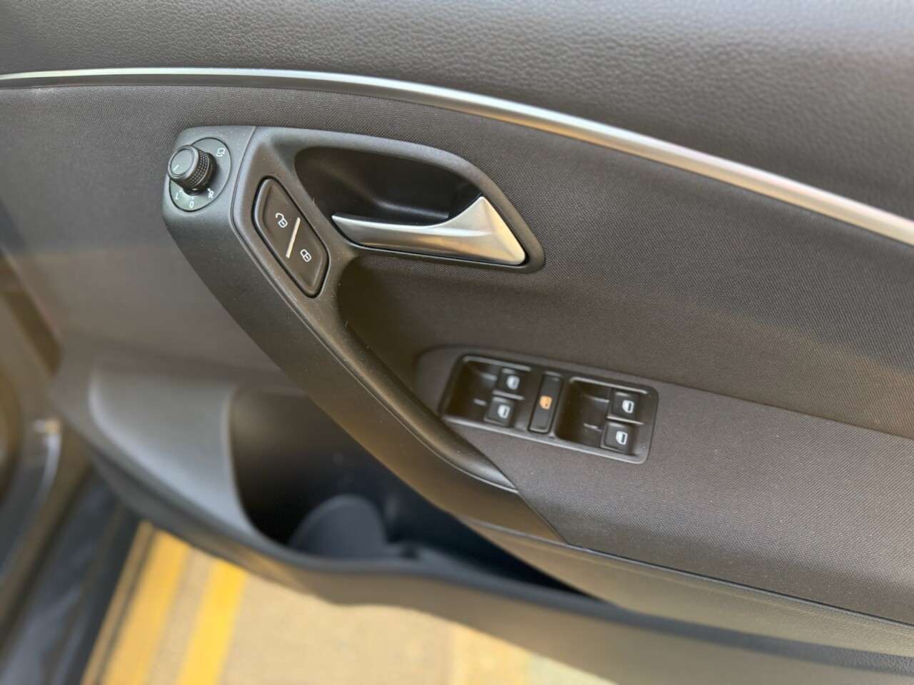 2015 VOLKSWAGEN POLO 2015 VOLKSWAGEN POLO