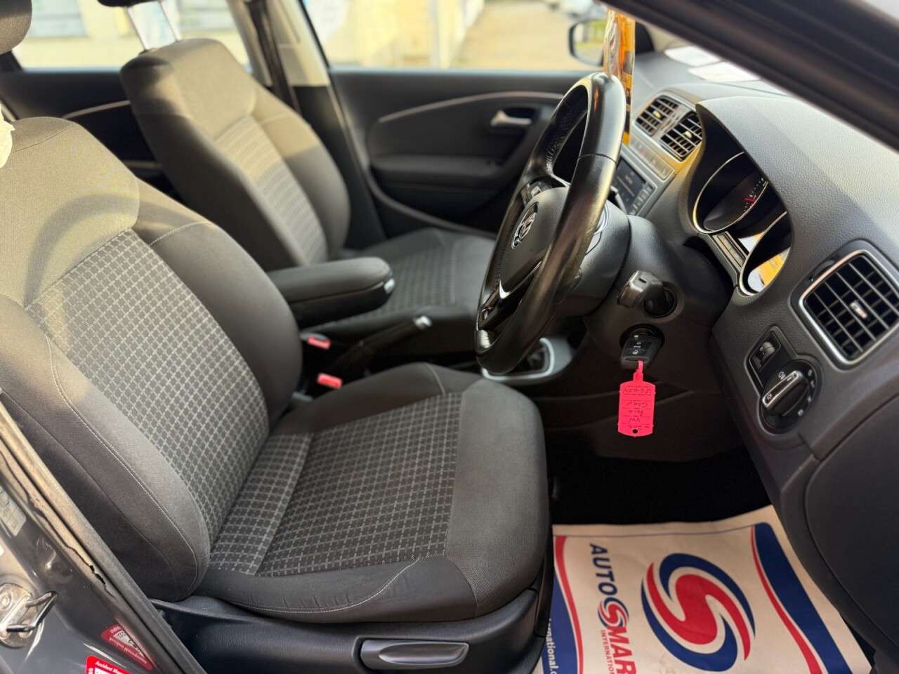 2015 VOLKSWAGEN POLO 2015 VOLKSWAGEN POLO