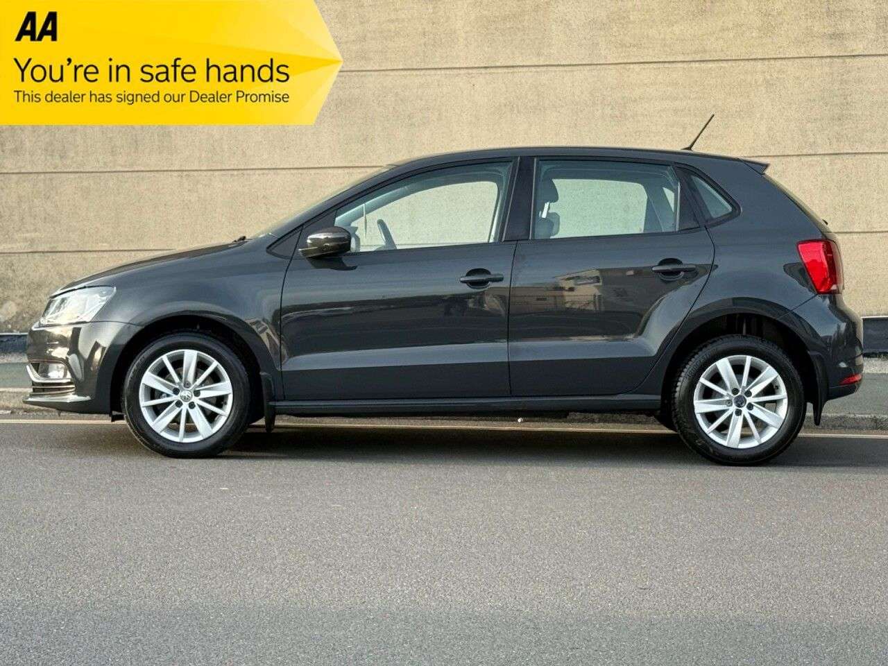 2015 VOLKSWAGEN POLO 2015 VOLKSWAGEN POLO