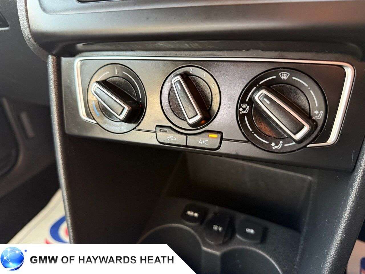 2015 VOLKSWAGEN POLO 2015 VOLKSWAGEN POLO