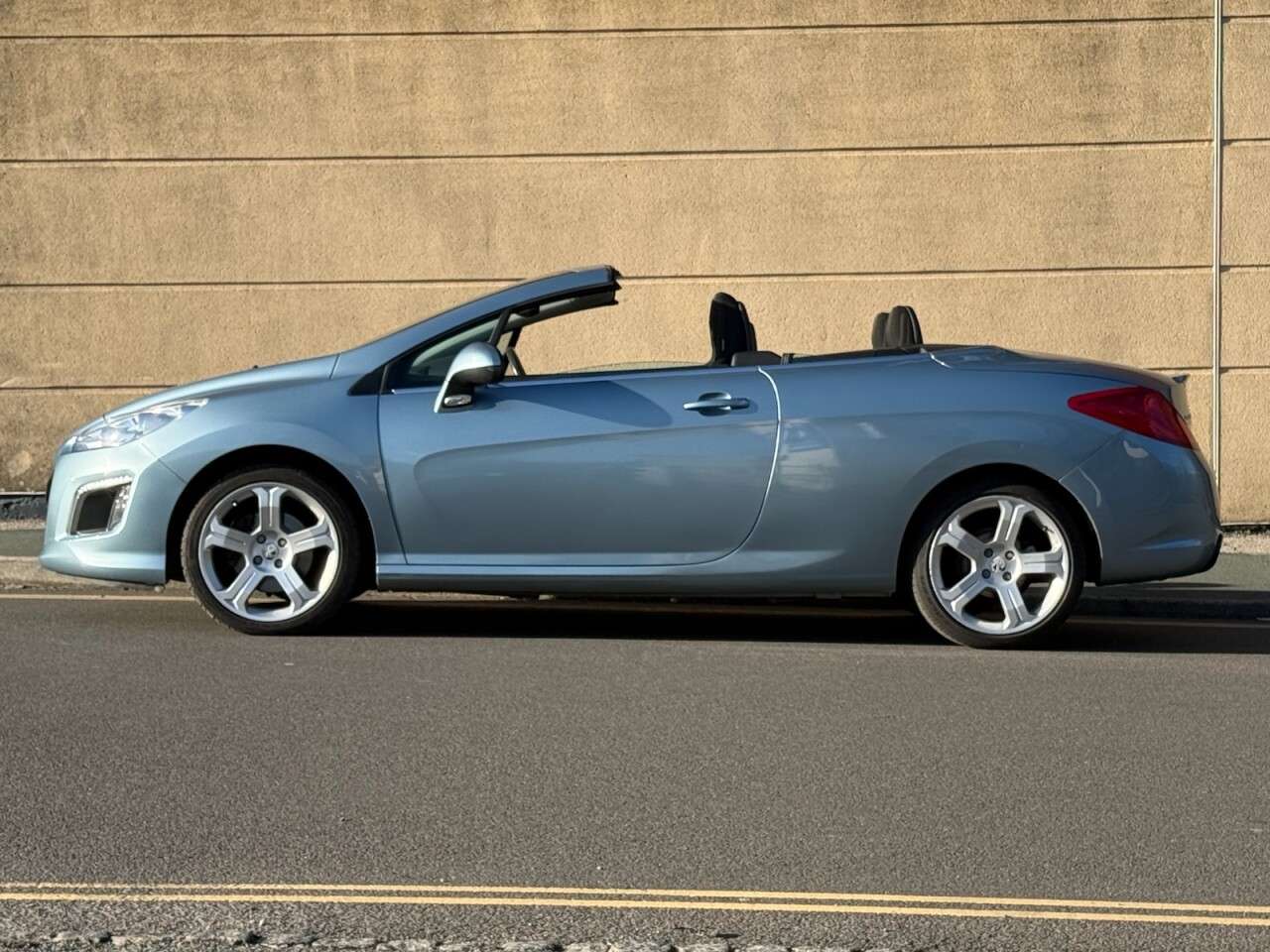 2011 PEUGEOT 308 CC 2011 PEUGEOT 308 CC