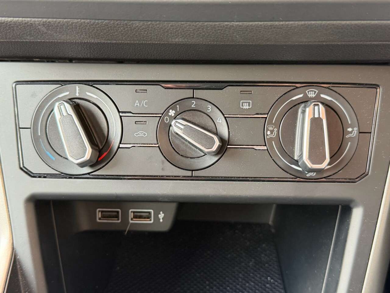 2018 VOLKSWAGEN POLO 2018 VOLKSWAGEN POLO