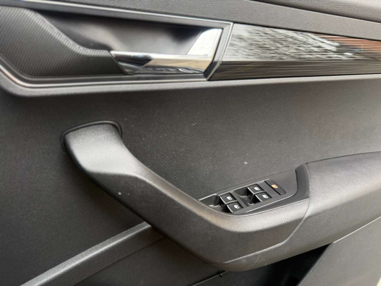 2018 SKODA KAROQ 2018 SKODA KAROQ