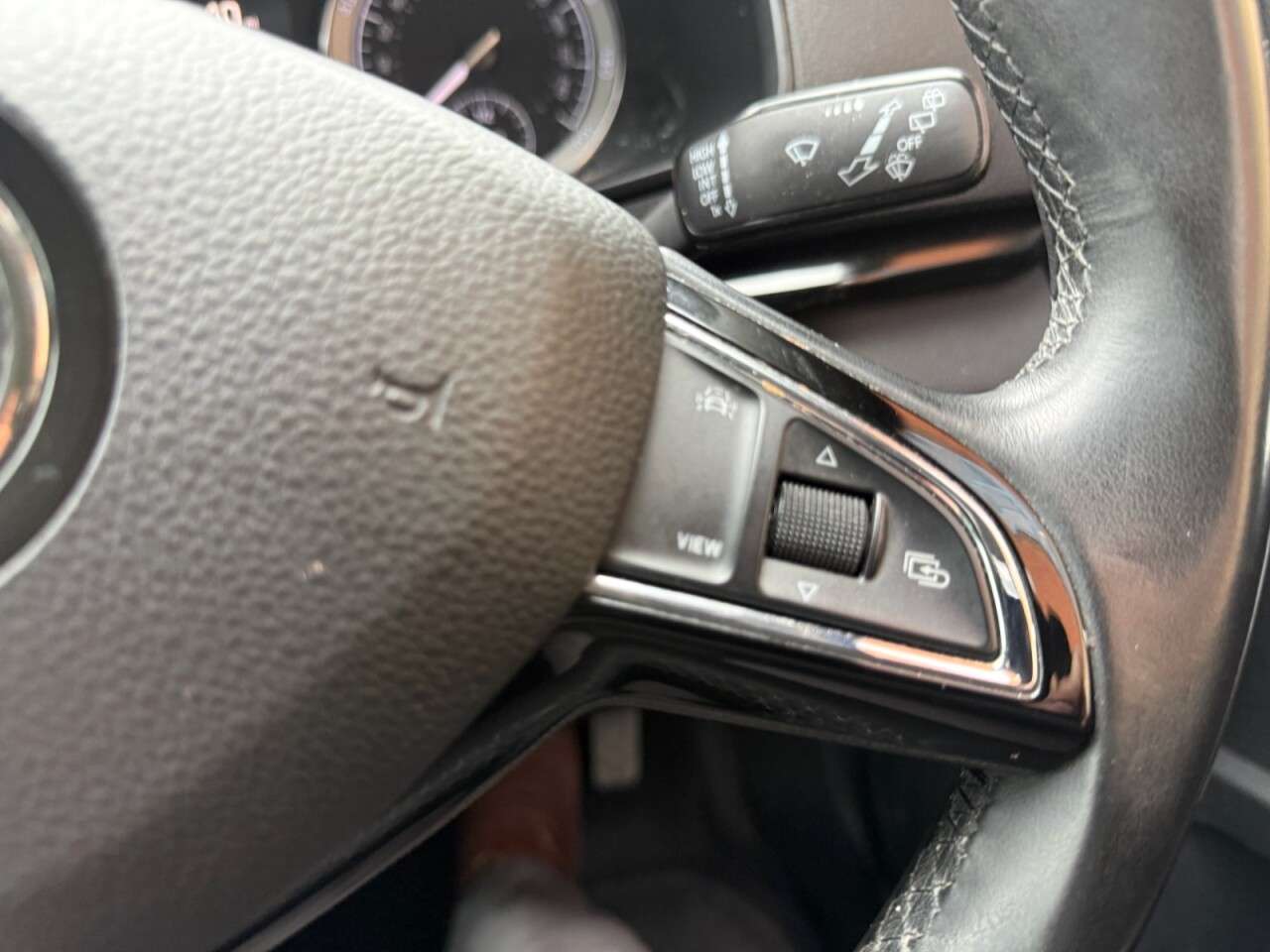 2018 SKODA KAROQ 2018 SKODA KAROQ