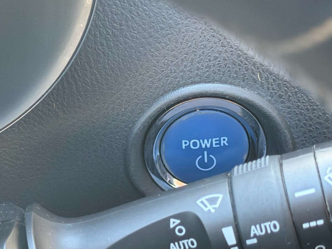 2019 TOYOTA C-HR 2019 TOYOTA C-HR