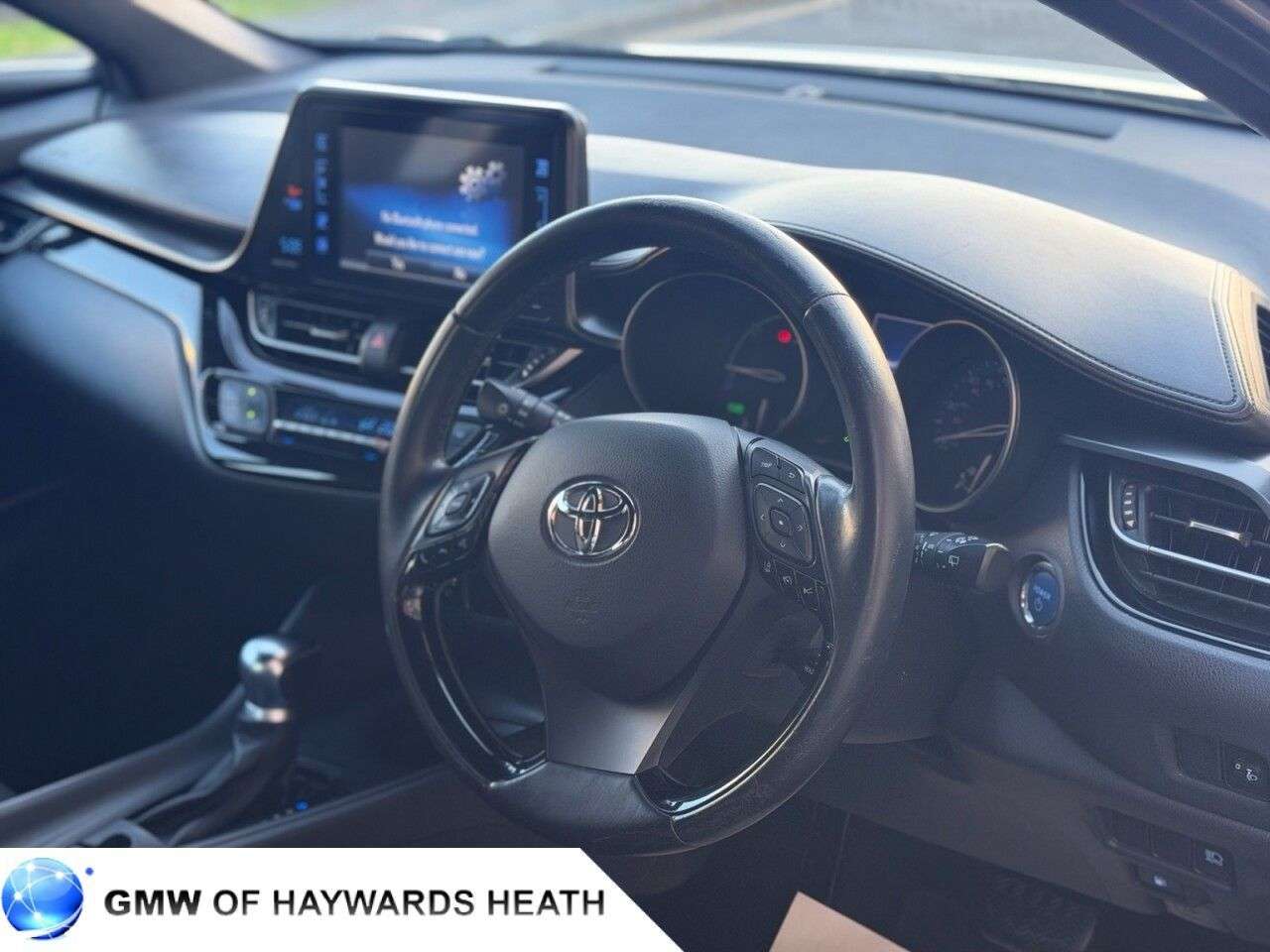 2019 TOYOTA C-HR 2019 TOYOTA C-HR