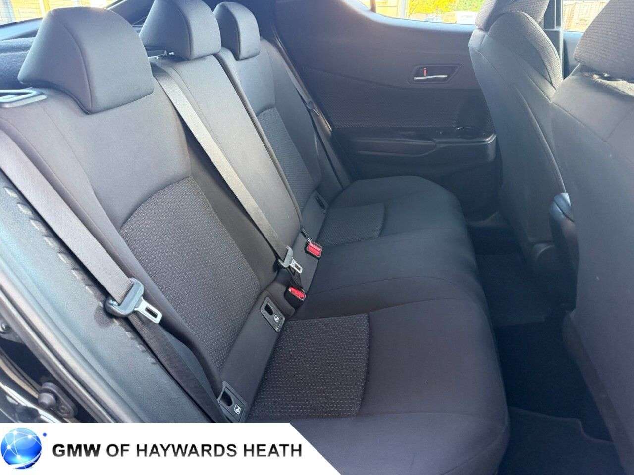 2019 TOYOTA C-HR 2019 TOYOTA C-HR