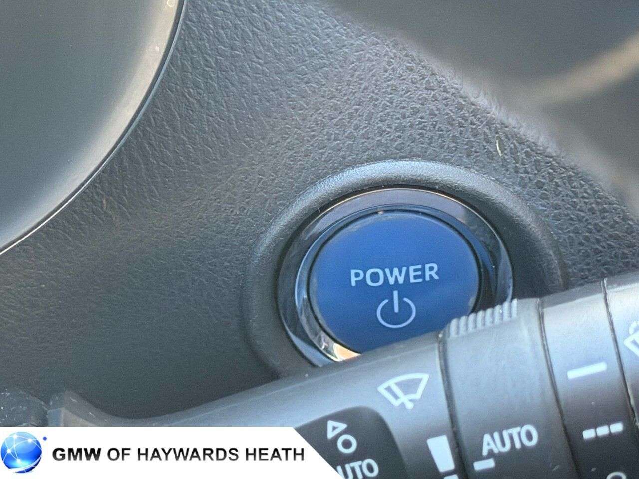 2019 TOYOTA C-HR 2019 TOYOTA C-HR