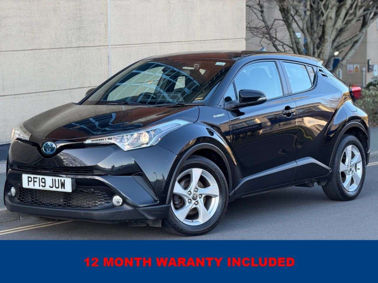 A 2019 TOYOTA C-HR 1.8 VVT-h Icon SUV 5dr Petrol Hybrid CVT Euro 6 (s/s) (122 ps) A 2019 TOYOTA C-HR 1.8 VVT-h Icon SUV 5dr Petrol Hybrid CVT Euro 6 (s/s) (122 ps)