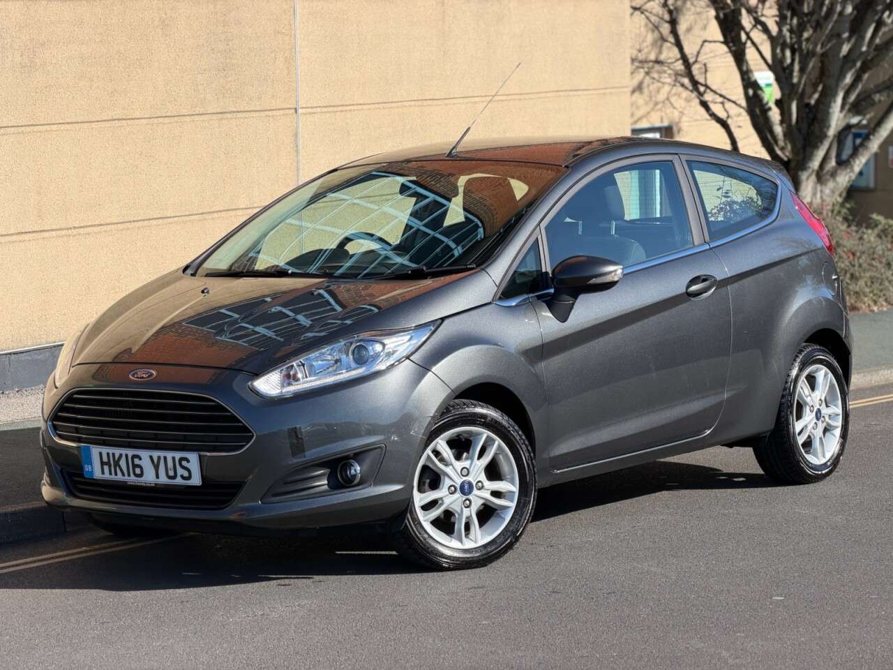 A 2016 FORD FIESTA 1.0T EcoBoost Zetec Hatchback 3dr Petrol Manual Euro 6 (s/s) (100 ps) A 2016 FORD FIESTA 1.0T EcoBoost Zetec Hatchback 3dr Petrol Manual Euro 6 (s/s) (100 ps)
