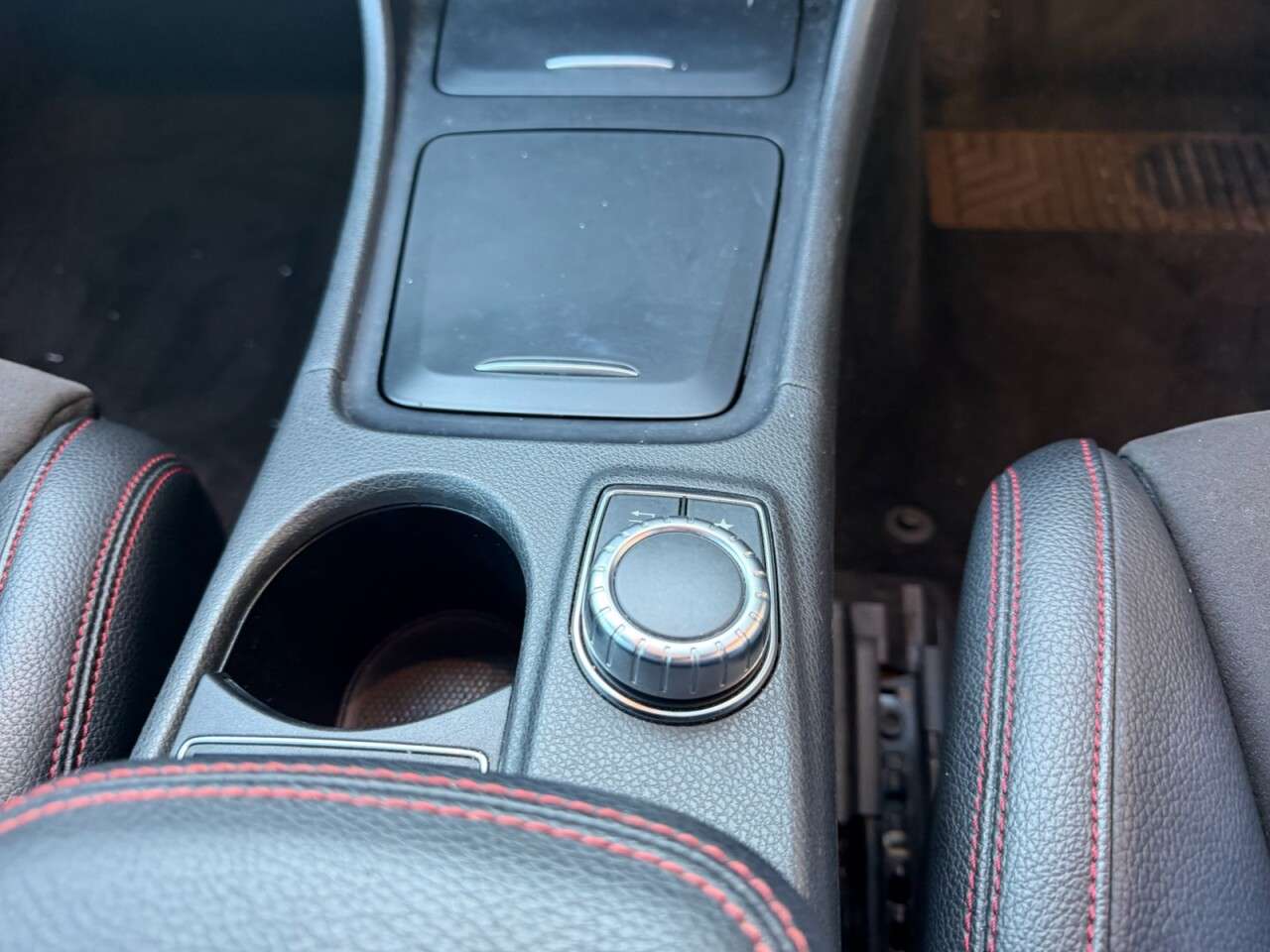 2015 MERCEDES-BENZ GLA 2015 MERCEDES-BENZ GLA