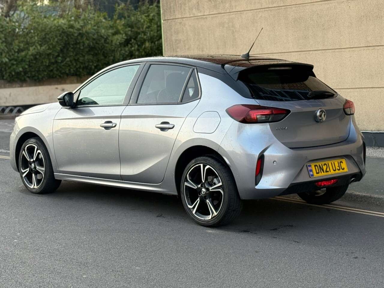 A 2021 VAUXHALL CORSA 1.2 Turbo SRi Hatchback 5dr Petrol Manual Euro 6 (s/s) (100 ps) A 2021 VAUXHALL CORSA 1.2 Turbo SRi Hatchback 5dr Petrol Manual Euro 6 (s/s) (100 ps)