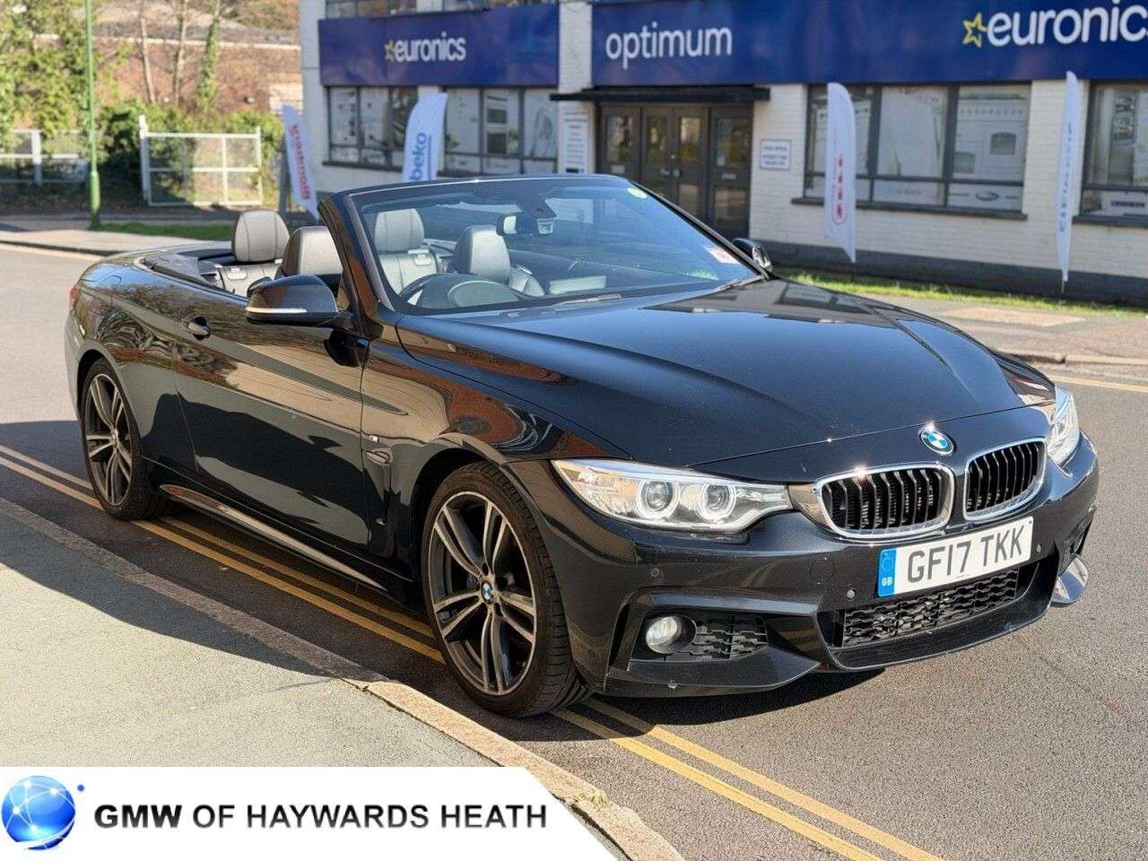 A 2017 BMW 4 SERIES 2.0 420d M Sport Convertible 2dr Diesel Auto Euro 6 (s/s) (190 ps) A 2017 BMW 4 SERIES 2.0 420d M Sport Convertible 2dr Diesel Auto Euro 6 (s/s) (190 ps)