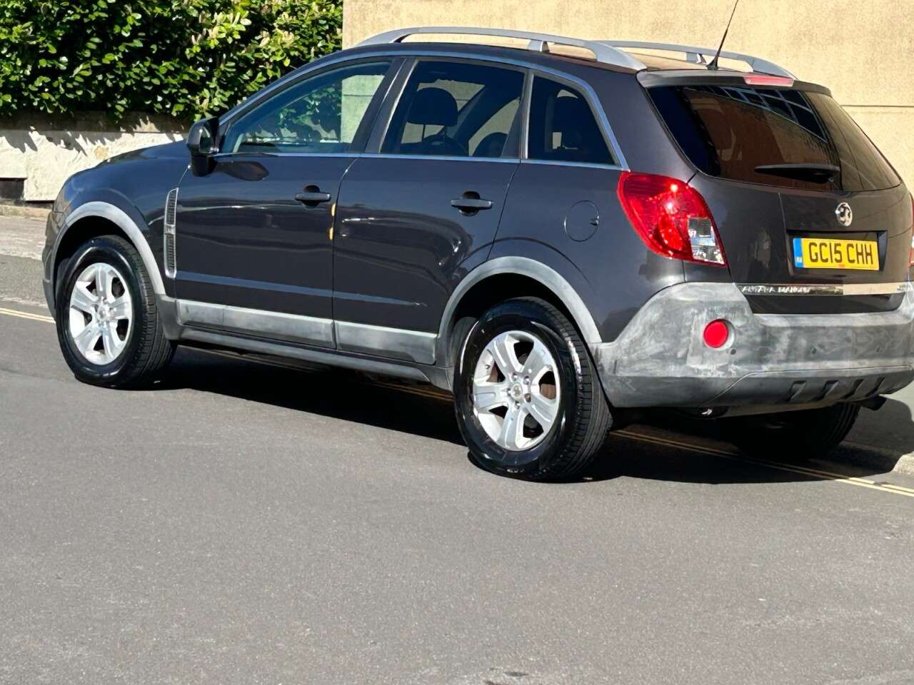 A 2015 VAUXHALL ANTARA 2.2 CDTi Diamond SUV 5dr Diesel Manual 2WD Euro 5 (s/s) (163 ps) A 2015 VAUXHALL ANTARA 2.2 CDTi Diamond SUV 5dr Diesel Manual 2WD Euro 5 (s/s) (163 ps)