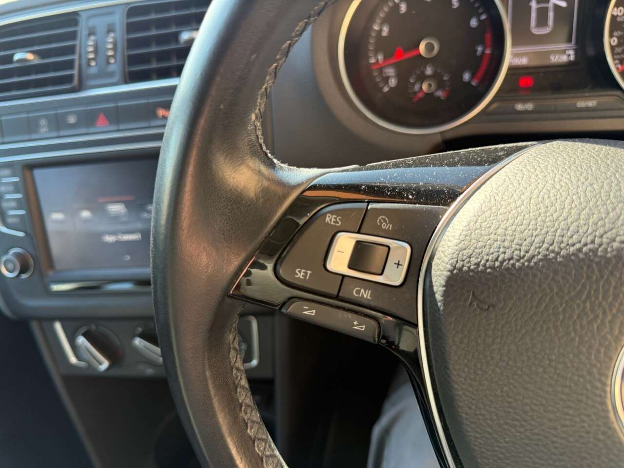 2015 VOLKSWAGEN POLO 2015 VOLKSWAGEN POLO