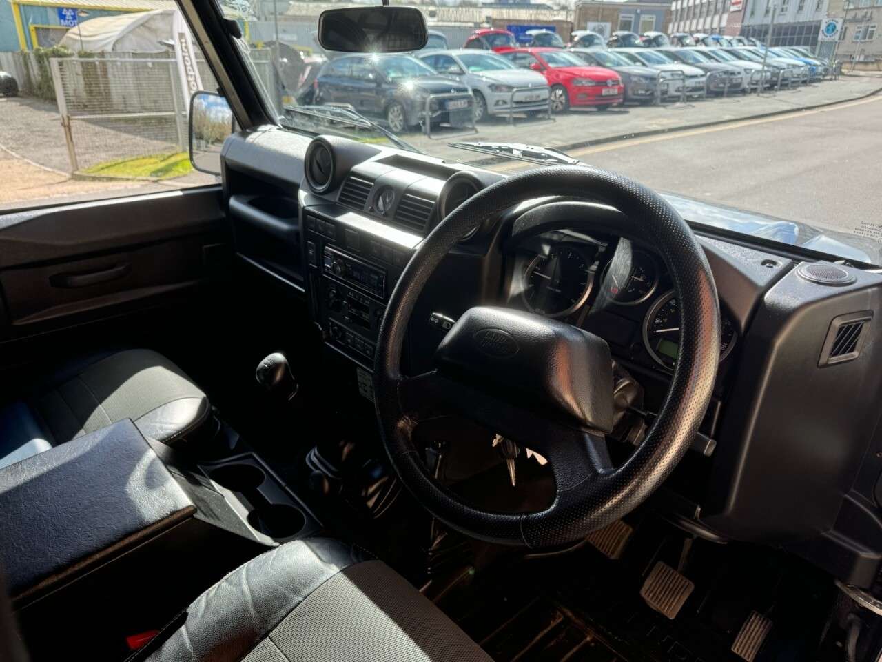 2011 LAND ROVER DEFENDER 2011 LAND ROVER DEFENDER