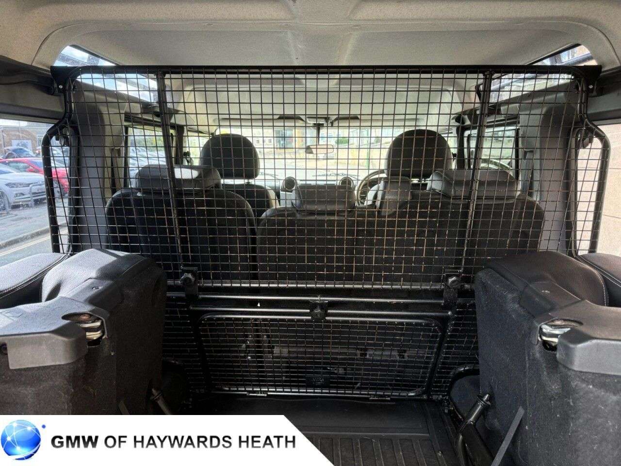 2011 LAND ROVER DEFENDER 2011 LAND ROVER DEFENDER