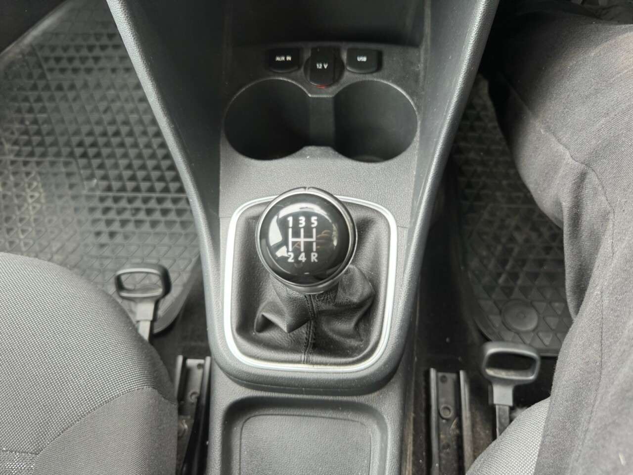 2015 VOLKSWAGEN POLO 2015 VOLKSWAGEN POLO