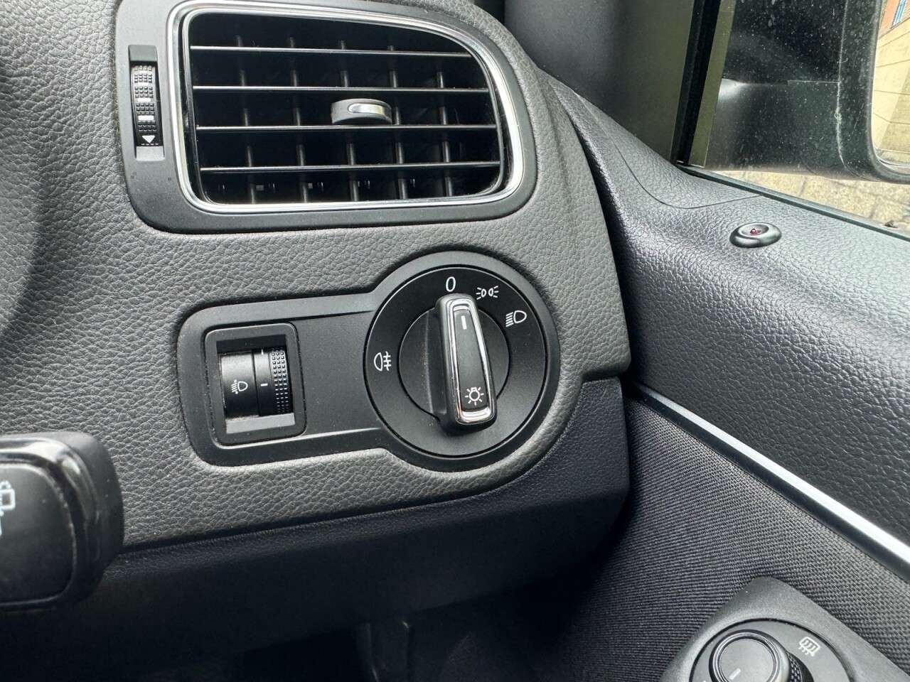 2015 VOLKSWAGEN POLO 2015 VOLKSWAGEN POLO