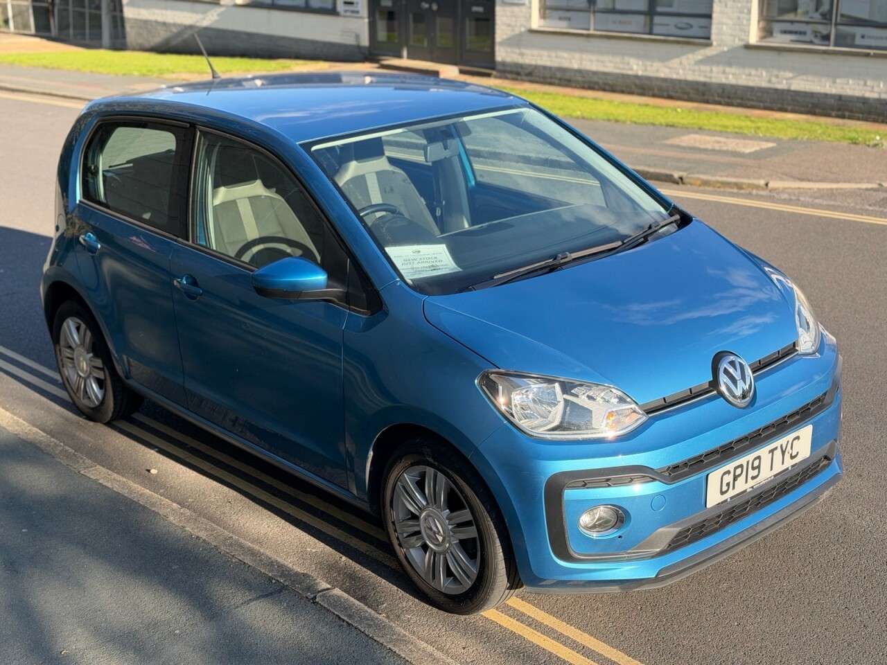 2019 VOLKSWAGEN UP! 2019 VOLKSWAGEN UP!
