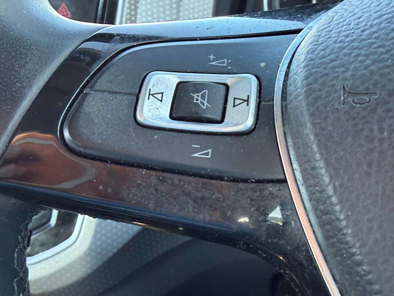 2019 VOLKSWAGEN UP! 2019 VOLKSWAGEN UP!