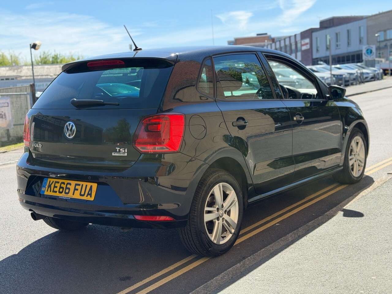 2017 VOLKSWAGEN POLO 2017 VOLKSWAGEN POLO