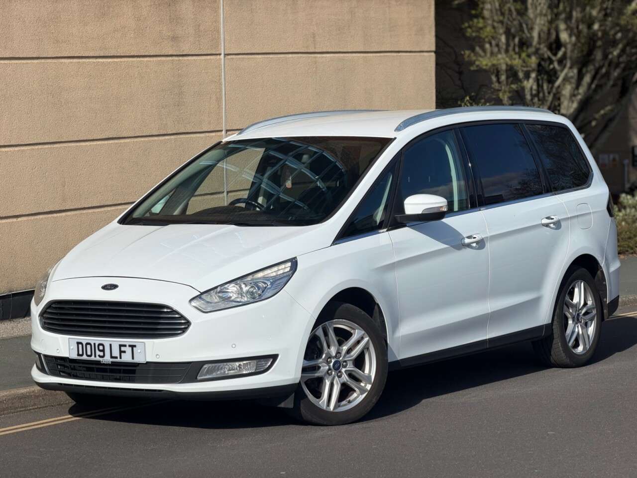 A 2019 FORD GALAXY 2.0 EcoBlue Titanium MPV 5dr Diesel Manual Euro 6 (s/s) (150 ps) A 2019 FORD GALAXY 2.0 EcoBlue Titanium MPV 5dr Diesel Manual Euro 6 (s/s) (150 ps)