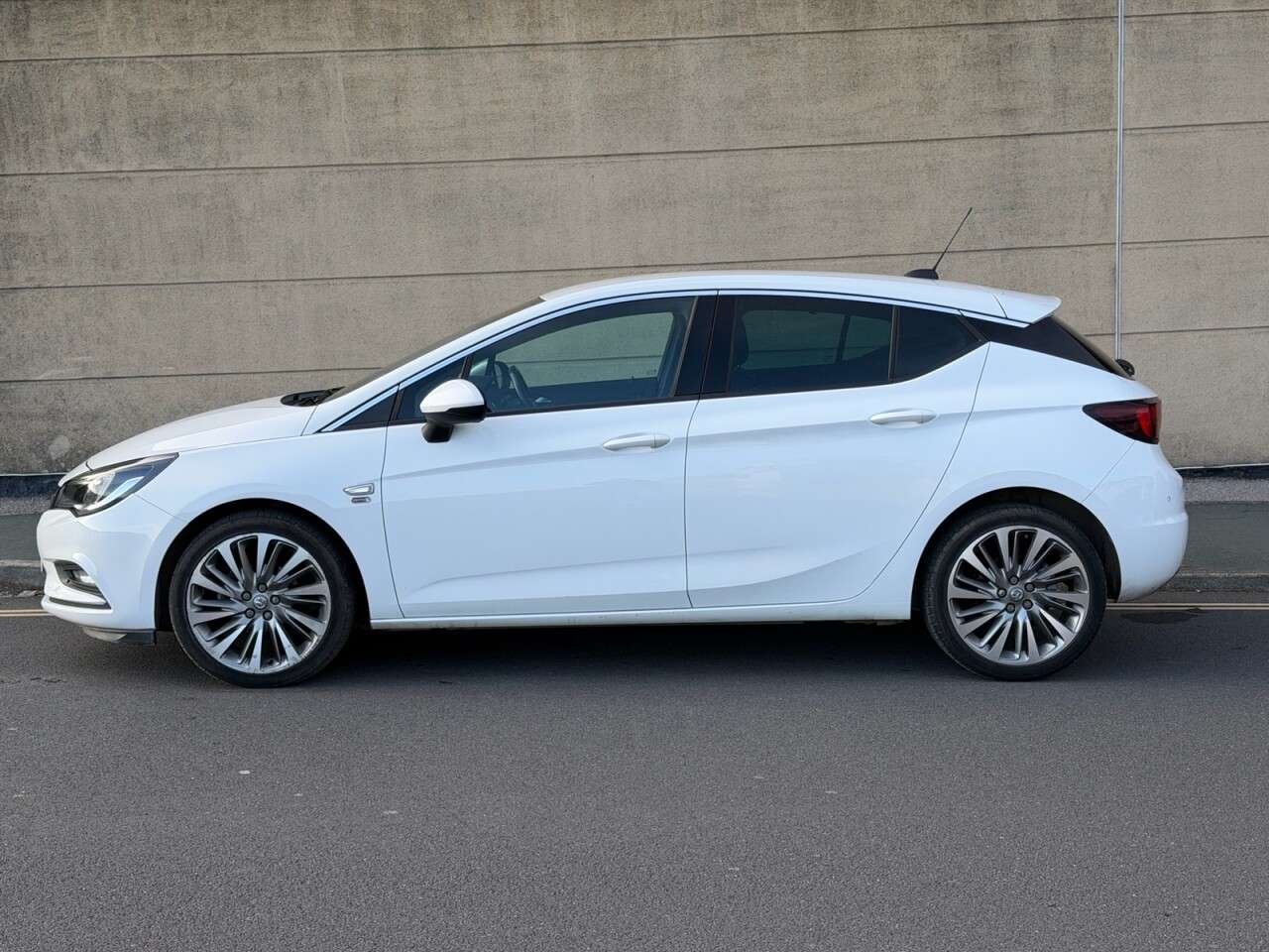2019 VAUXHALL ASTRA 2019 VAUXHALL ASTRA