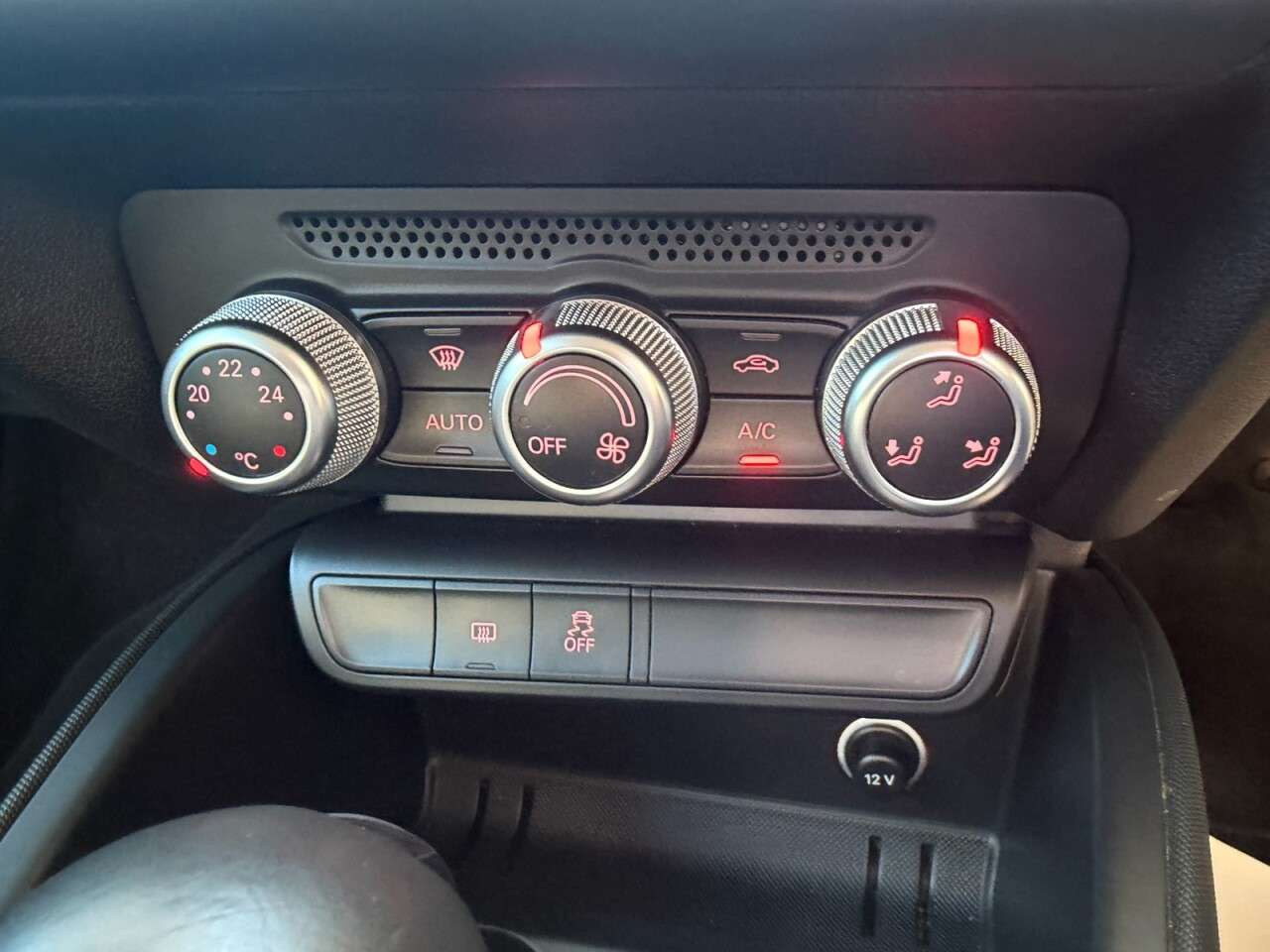 2014 AUDI A1 2014 AUDI A1