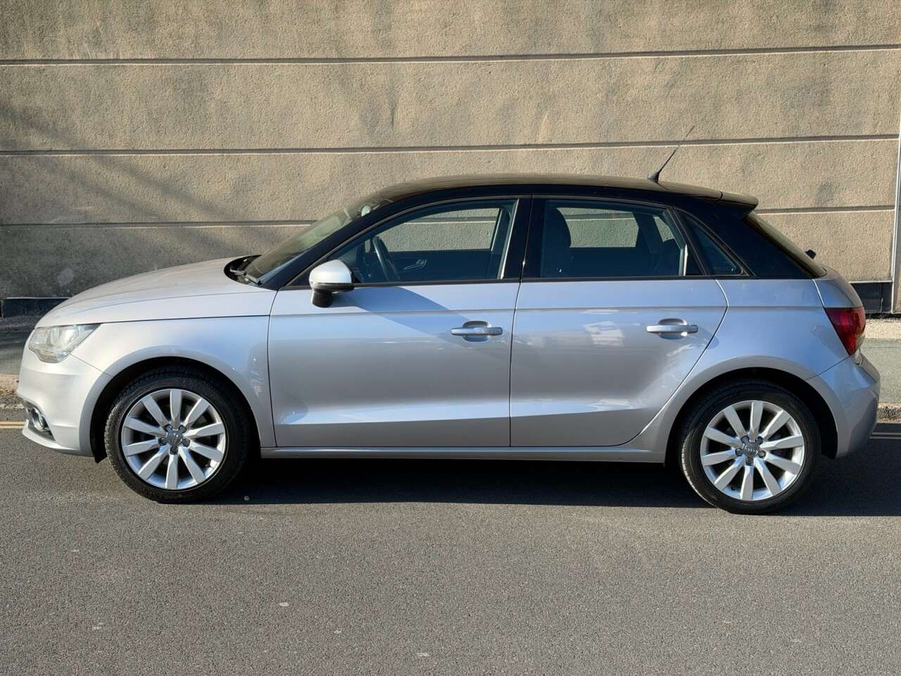 2014 AUDI A1 2014 AUDI A1
