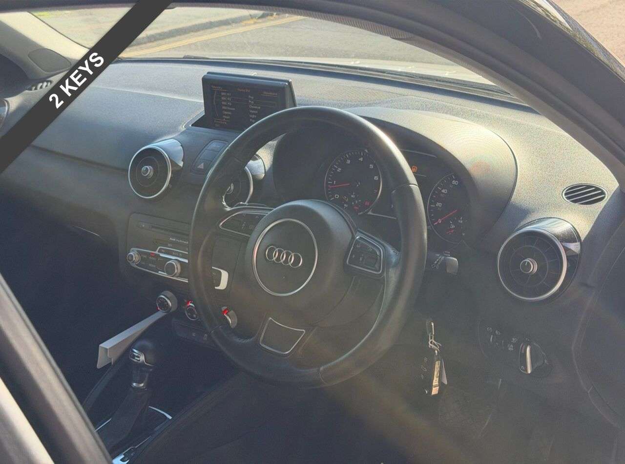 2014 AUDI A1 2014 AUDI A1