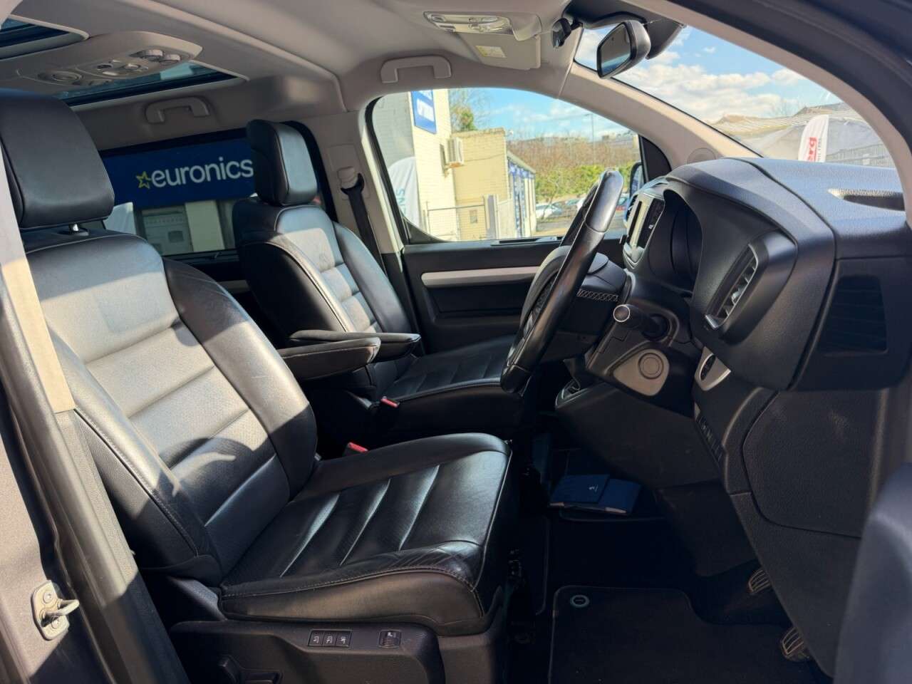 2018 PEUGEOT TRAVELLER 2018 PEUGEOT TRAVELLER