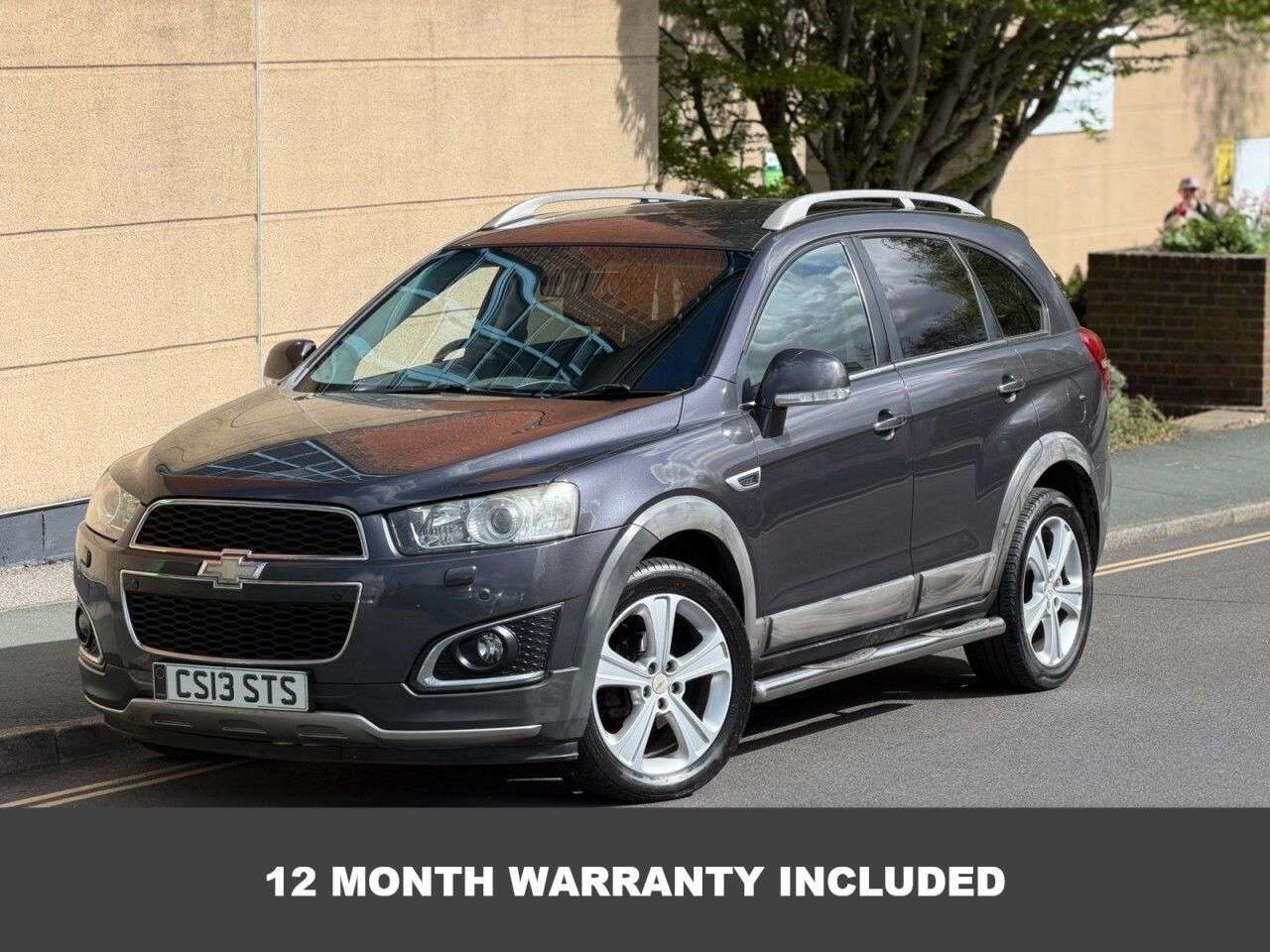 A 2013 CHEVROLET CAPTIVA 2.2 VCDi LTZ SUV 5dr Diesel Auto 4WD Euro 5 (7 Seats) (184 ps) A 2013 CHEVROLET CAPTIVA 2.2 VCDi LTZ SUV 5dr Diesel Auto 4WD Euro 5 (7 Seats) (184 ps)