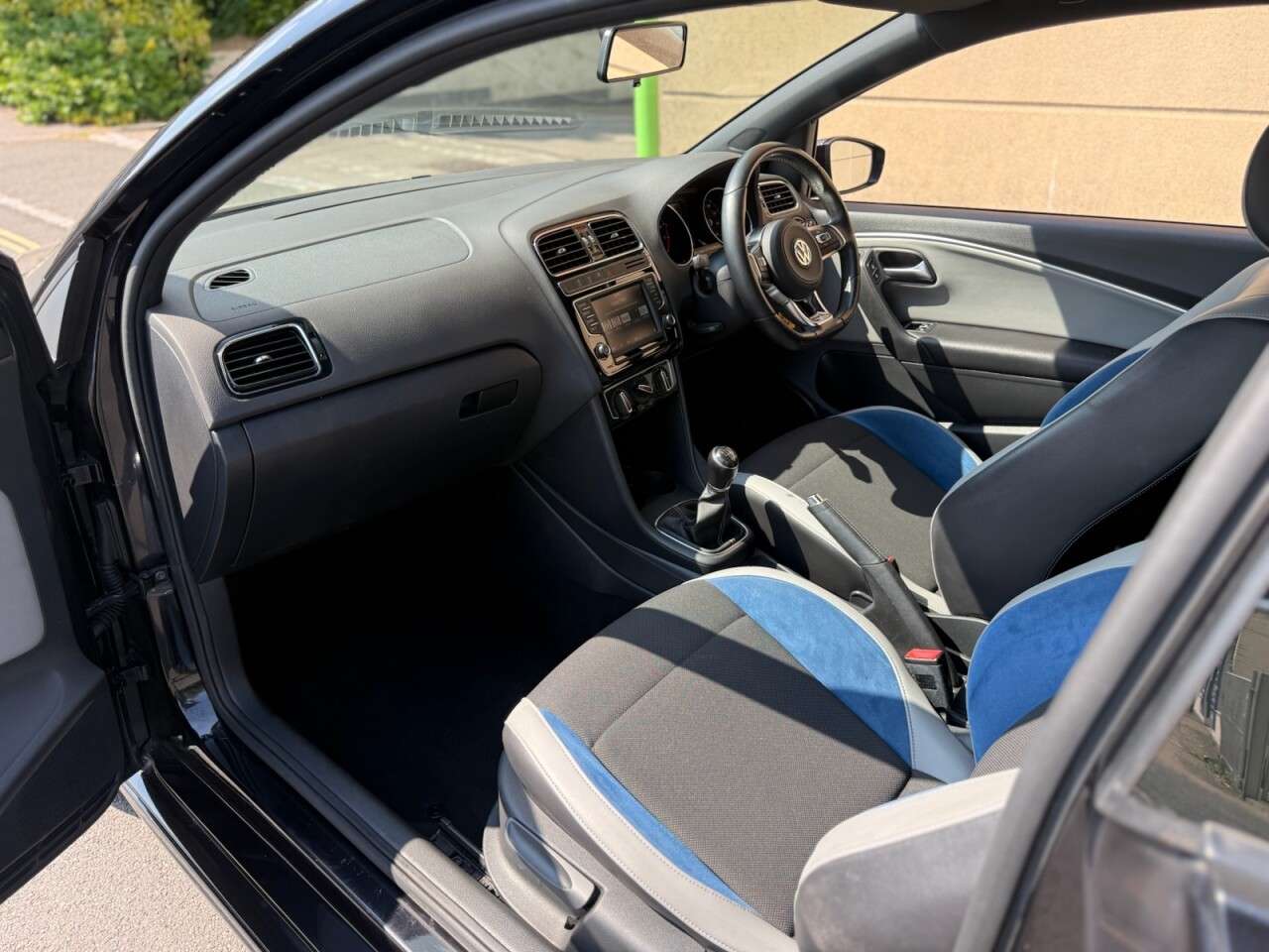 2017 VOLKSWAGEN POLO 2017 VOLKSWAGEN POLO
