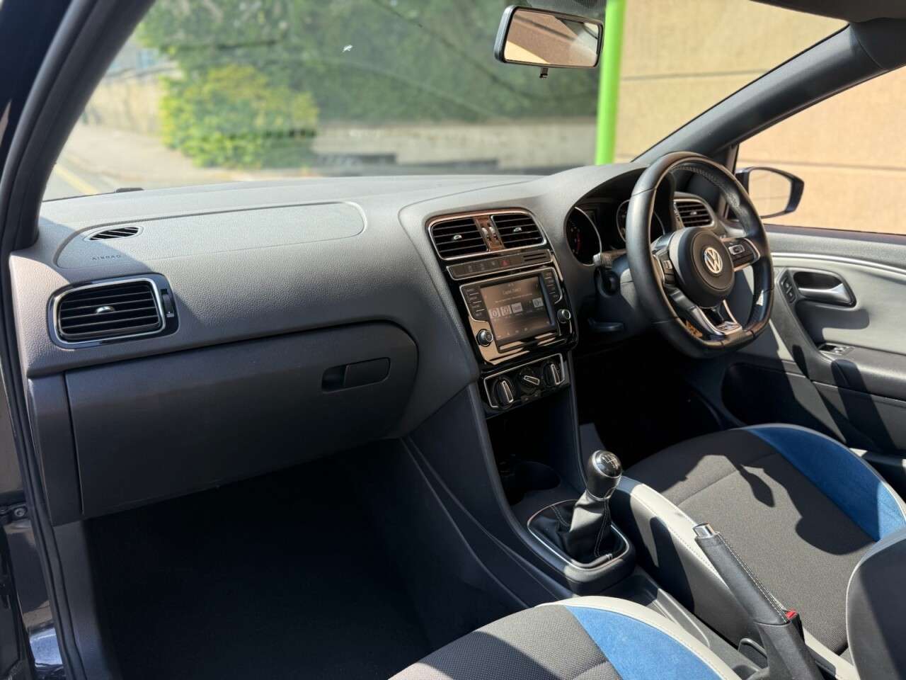 2017 VOLKSWAGEN POLO 2017 VOLKSWAGEN POLO