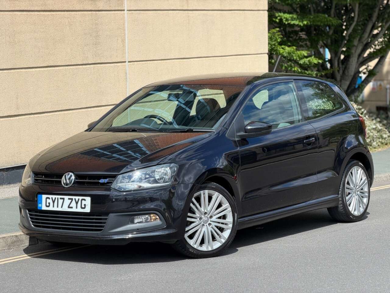 A 2017 VOLKSWAGEN POLO 1.4 TSI ACT BlueGT Hatchback 3dr Petrol Manual Euro 6 (s/s) (150 ps) A 2017 VOLKSWAGEN POLO 1.4 TSI ACT BlueGT Hatchback 3dr Petrol Manual Euro 6 (s/s) (150 ps)