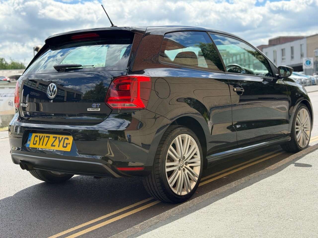 2017 VOLKSWAGEN POLO 2017 VOLKSWAGEN POLO