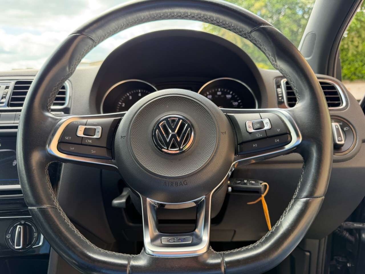 2017 VOLKSWAGEN POLO 2017 VOLKSWAGEN POLO