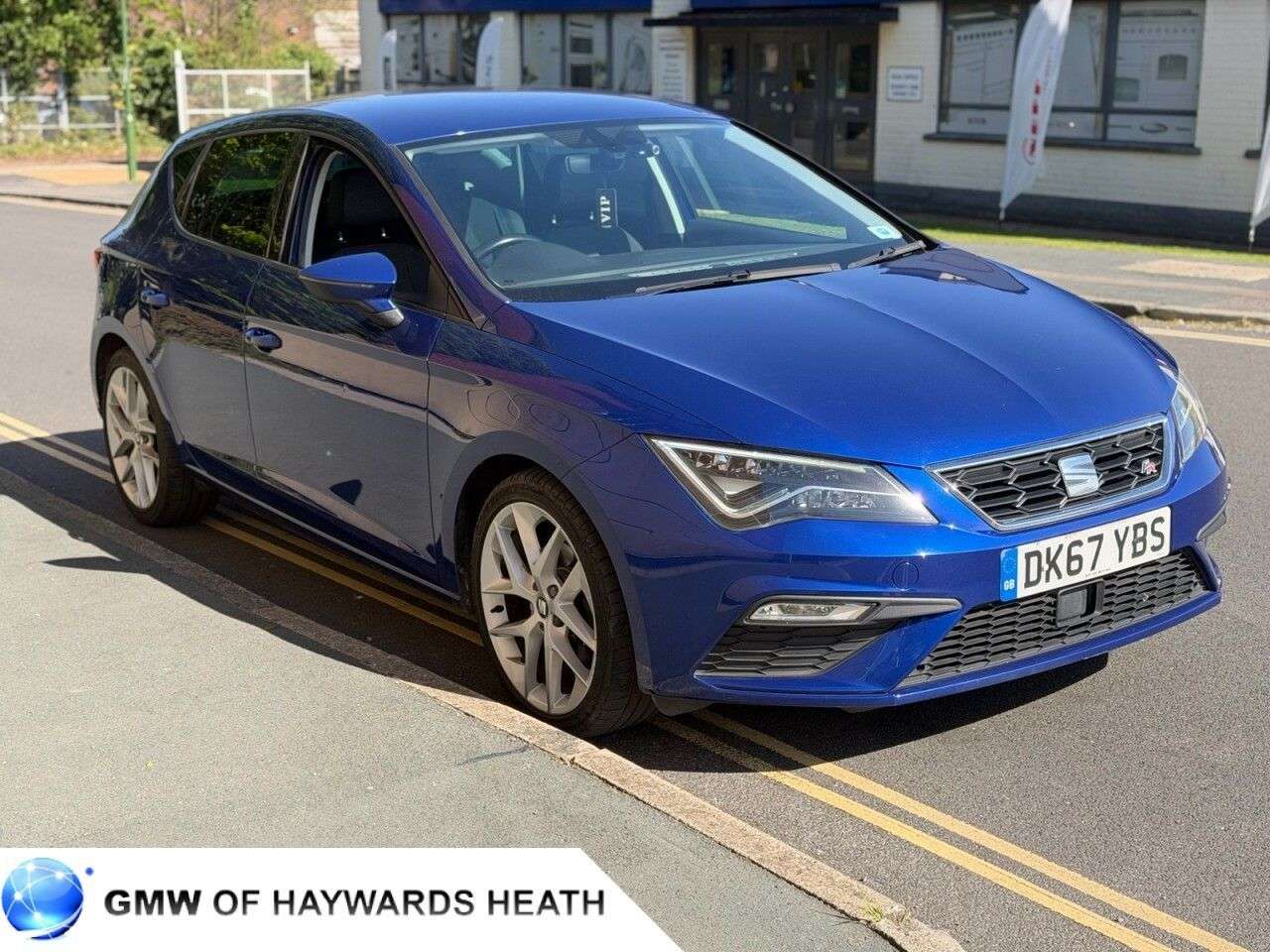 A 2017 SEAT LEON 1.4 TSI FR Technology Hatchback 5dr Petrol Manual Euro 6 (s/s) (125 ps) A 2017 SEAT LEON 1.4 TSI FR Technology Hatchback 5dr Petrol Manual Euro 6 (s/s) (125 ps)