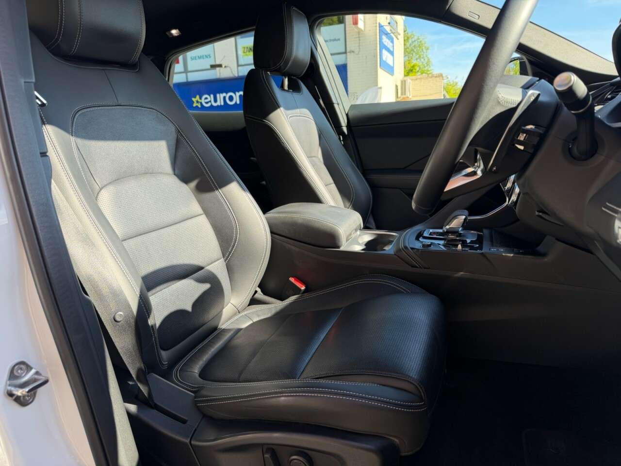 2023 JAGUAR E-PACE 2023 JAGUAR E-PACE