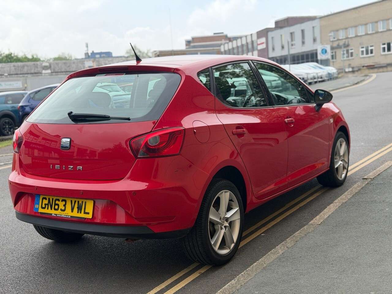 A 2013 SEAT IBIZA 1.4 Toca Hatchback 5dr Petrol Manual Euro 5 (85 ps) A 2013 SEAT IBIZA 1.4 Toca Hatchback 5dr Petrol Manual Euro 5 (85 ps)