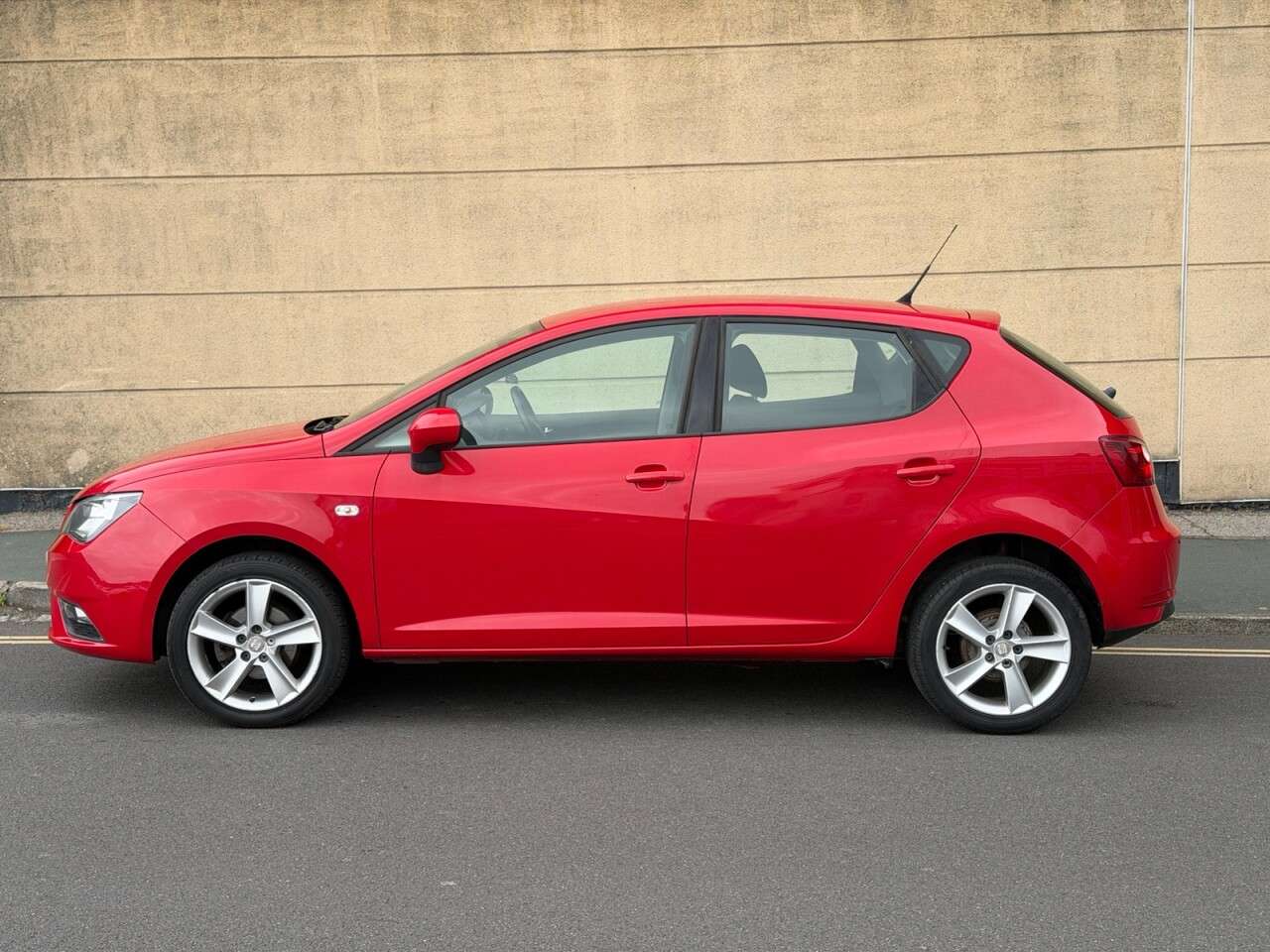 2013 SEAT IBIZA 2013 SEAT IBIZA