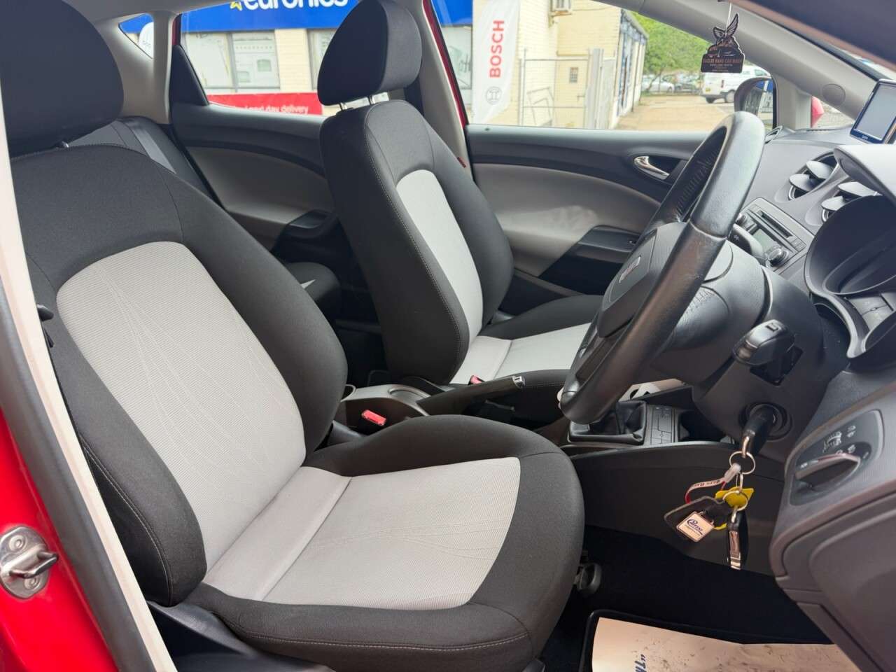 2013 SEAT IBIZA 2013 SEAT IBIZA